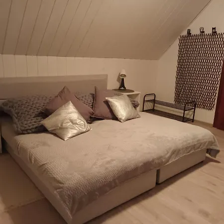 Unda Marina Leba * Nowecin