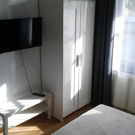 Leba Unda Marina Nowecin
