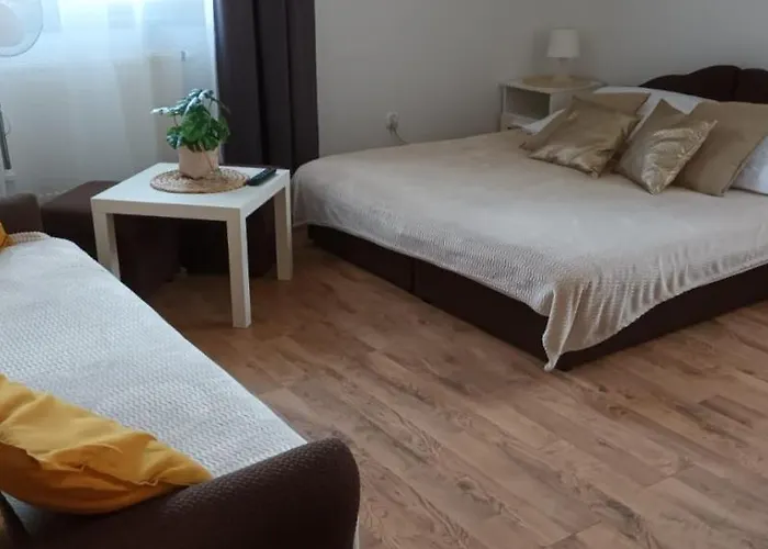 Unda Marina Leba * Nowecin