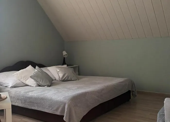 Unda Marina Leba * Nowecin